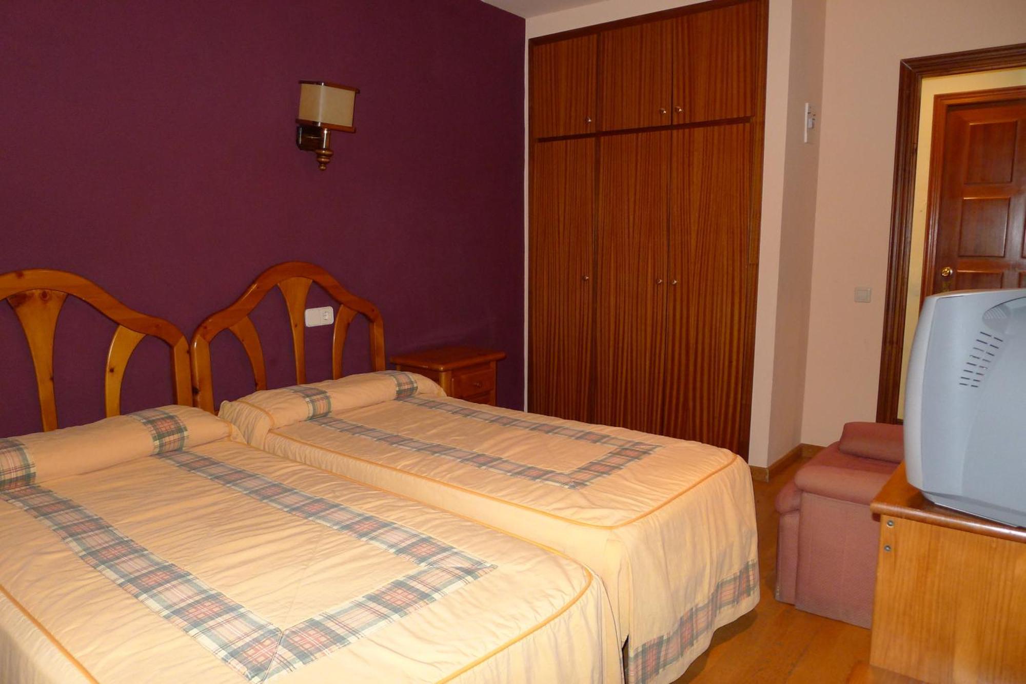 Aero Hotel Cerdanya Ca L'Eudald ألب المظهر الخارجي الصورة