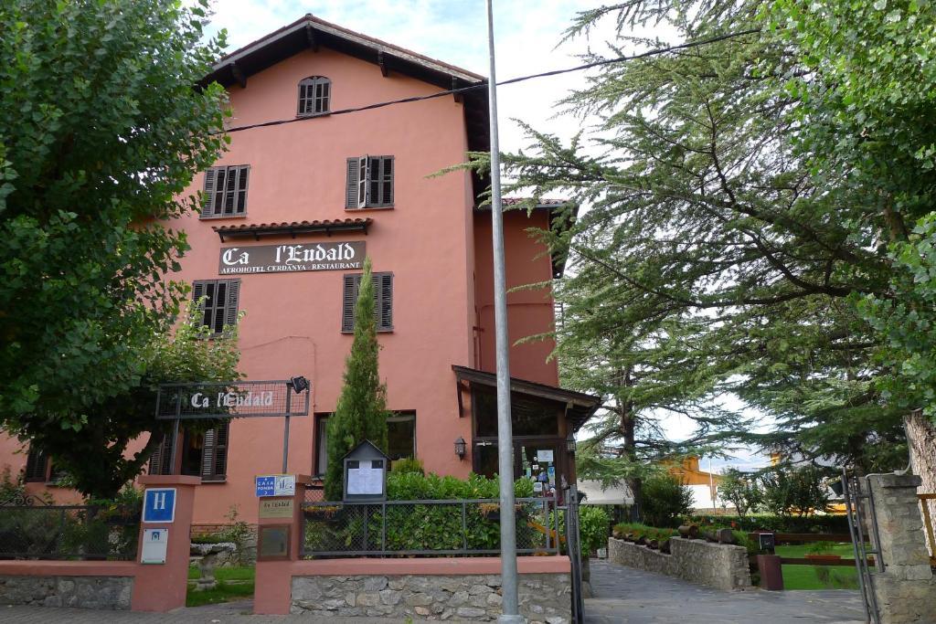 Aero Hotel Cerdanya Ca L'Eudald ألب المظهر الخارجي الصورة